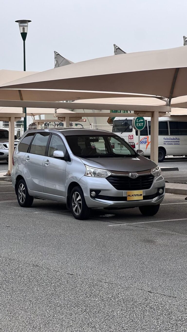 TOYOTA AVANZA