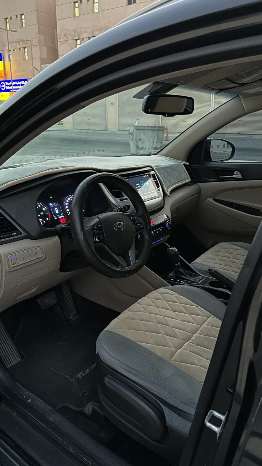 
								Hyundai Tucson 2016 full									