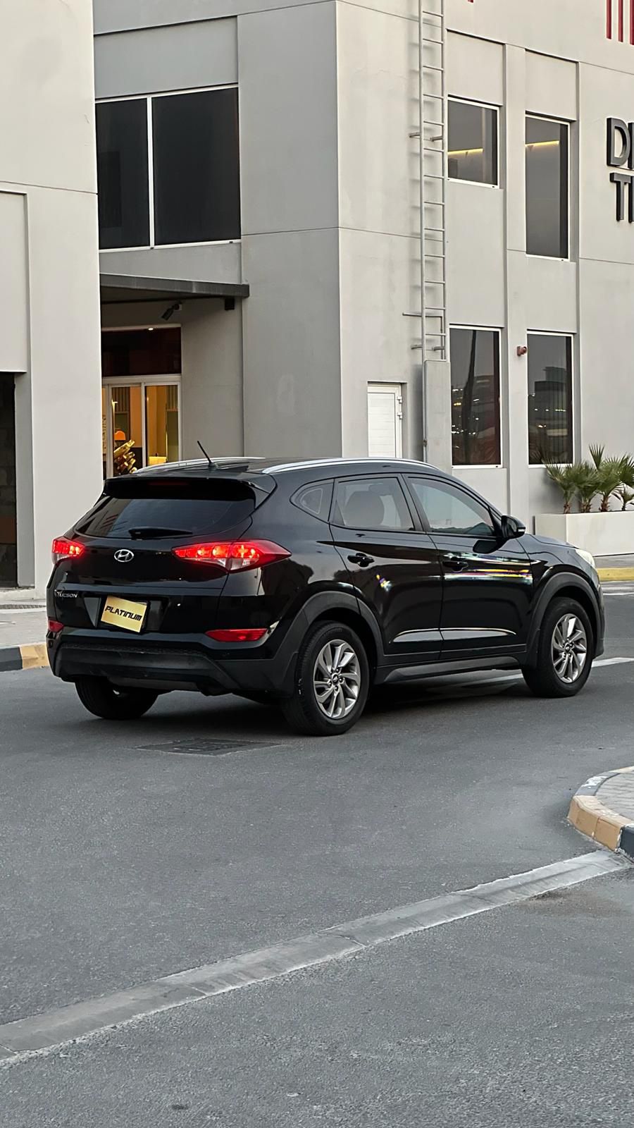 
								Hyundai Tucson 2016 full									