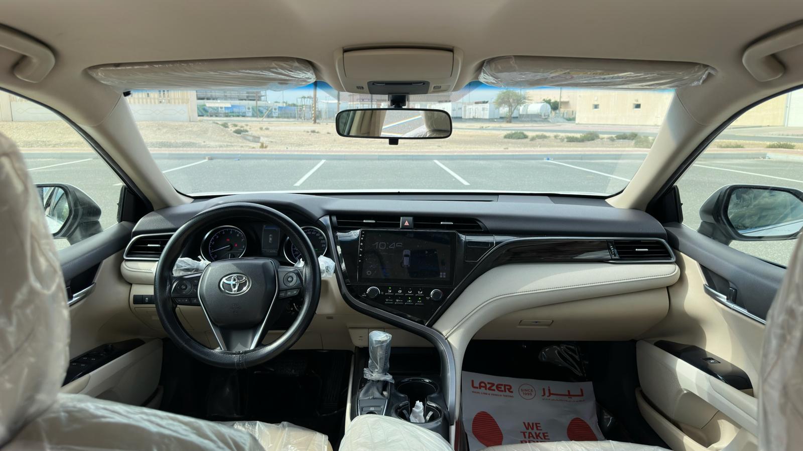 
								Toyota Camry LE full									