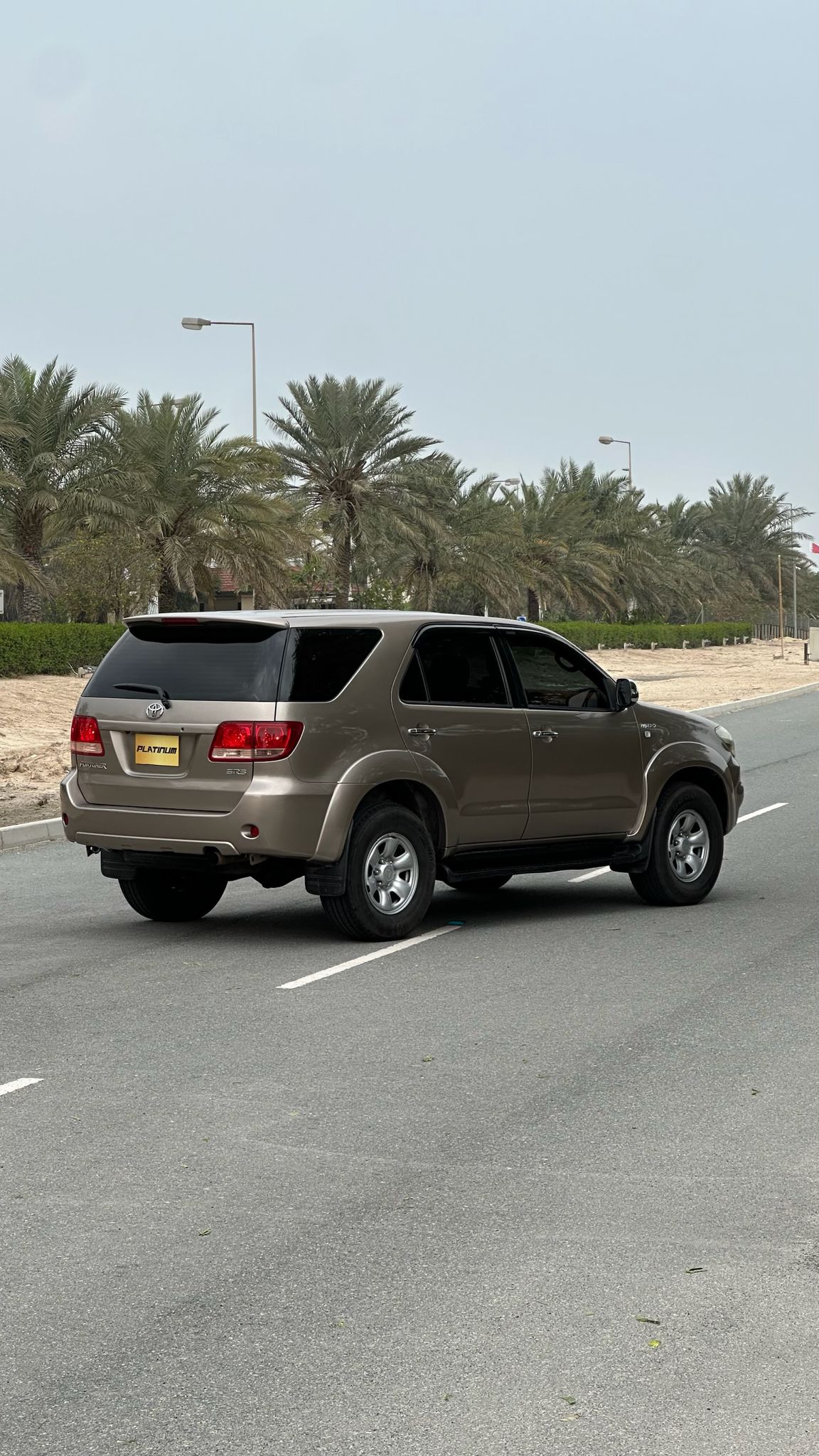 
								Toyota Fortuner full									