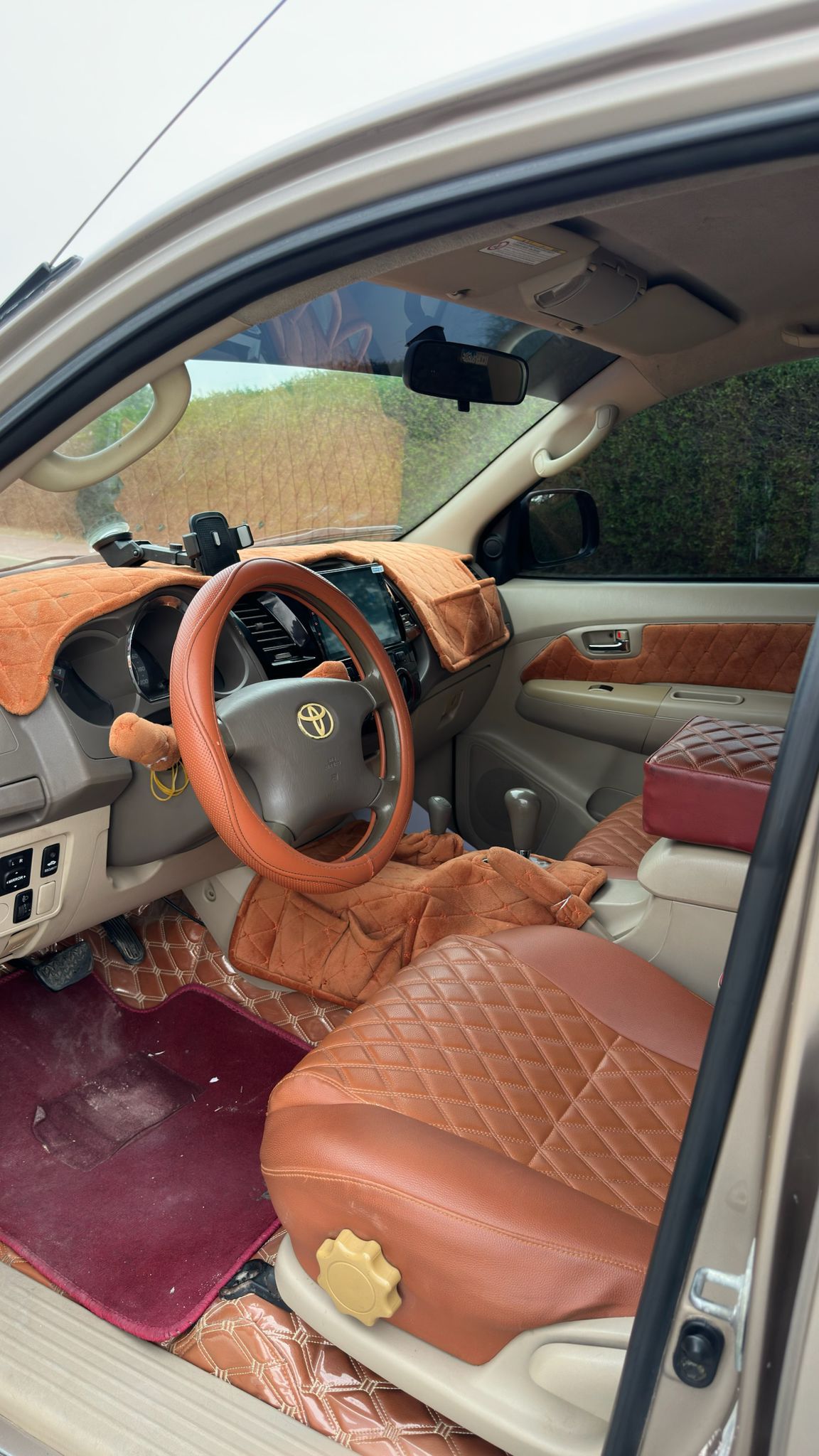 
								Toyota Fortuner full									