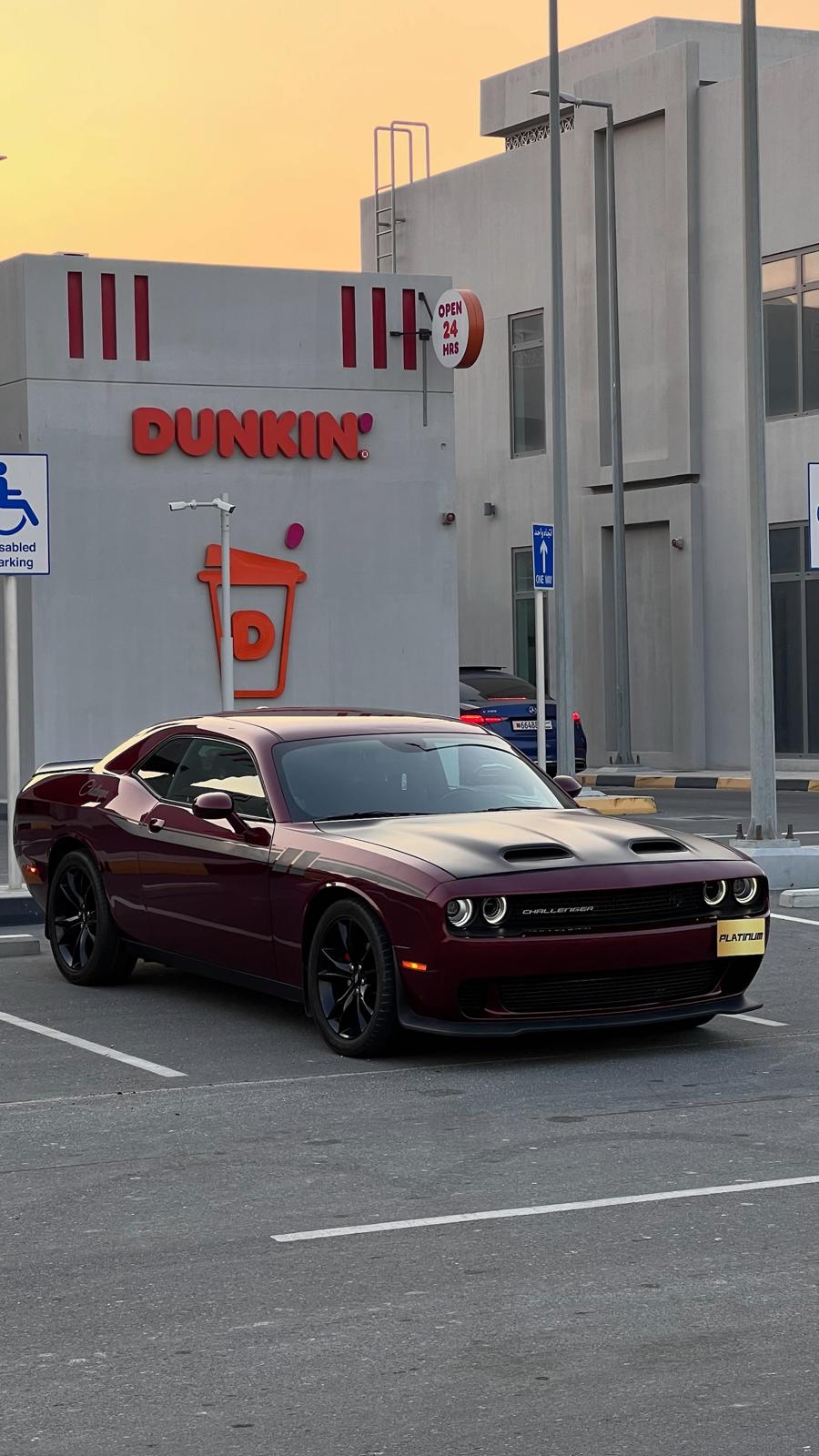 
								Dodge Challenger full									
