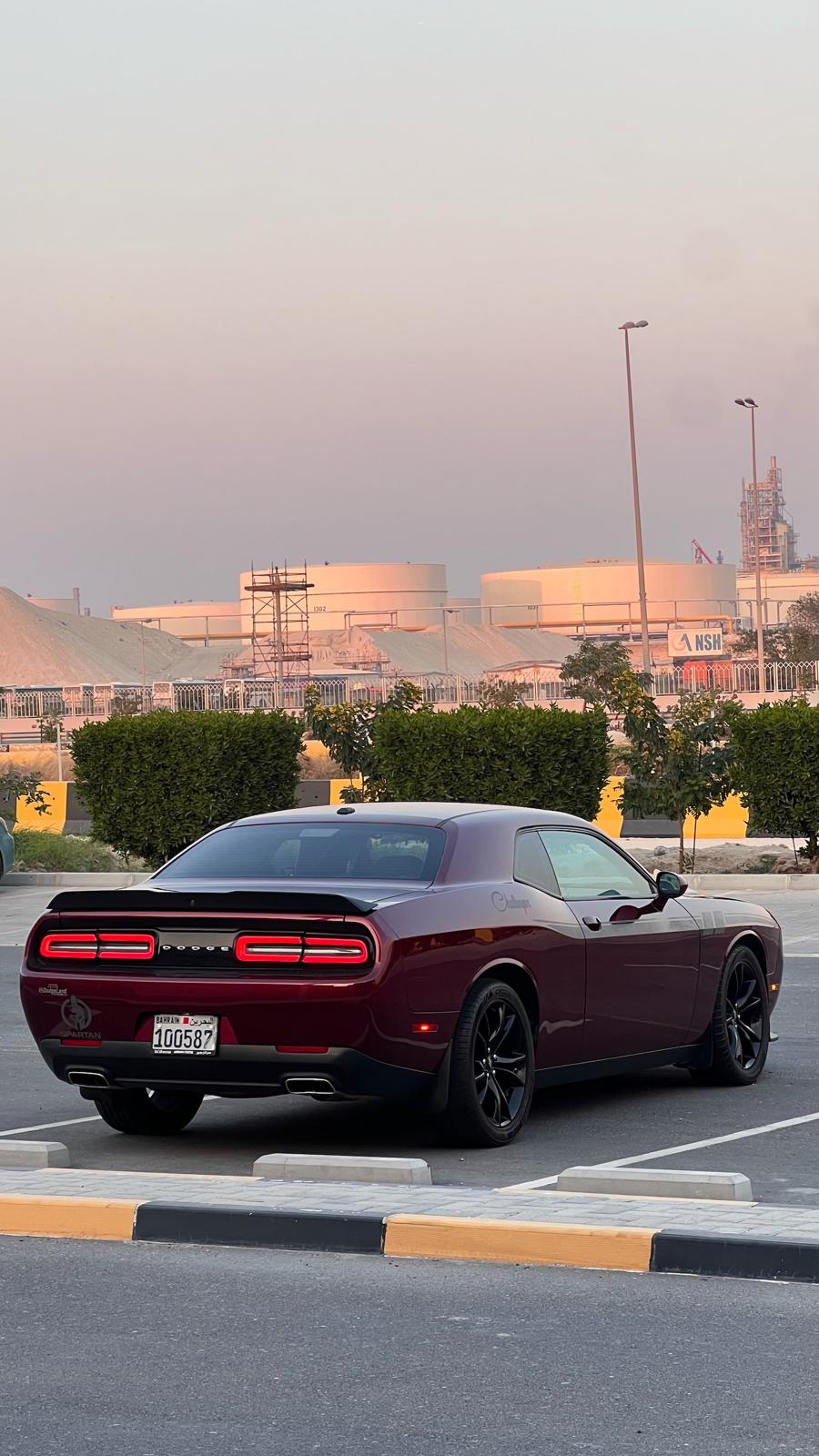 
								Dodge Challenger full									
