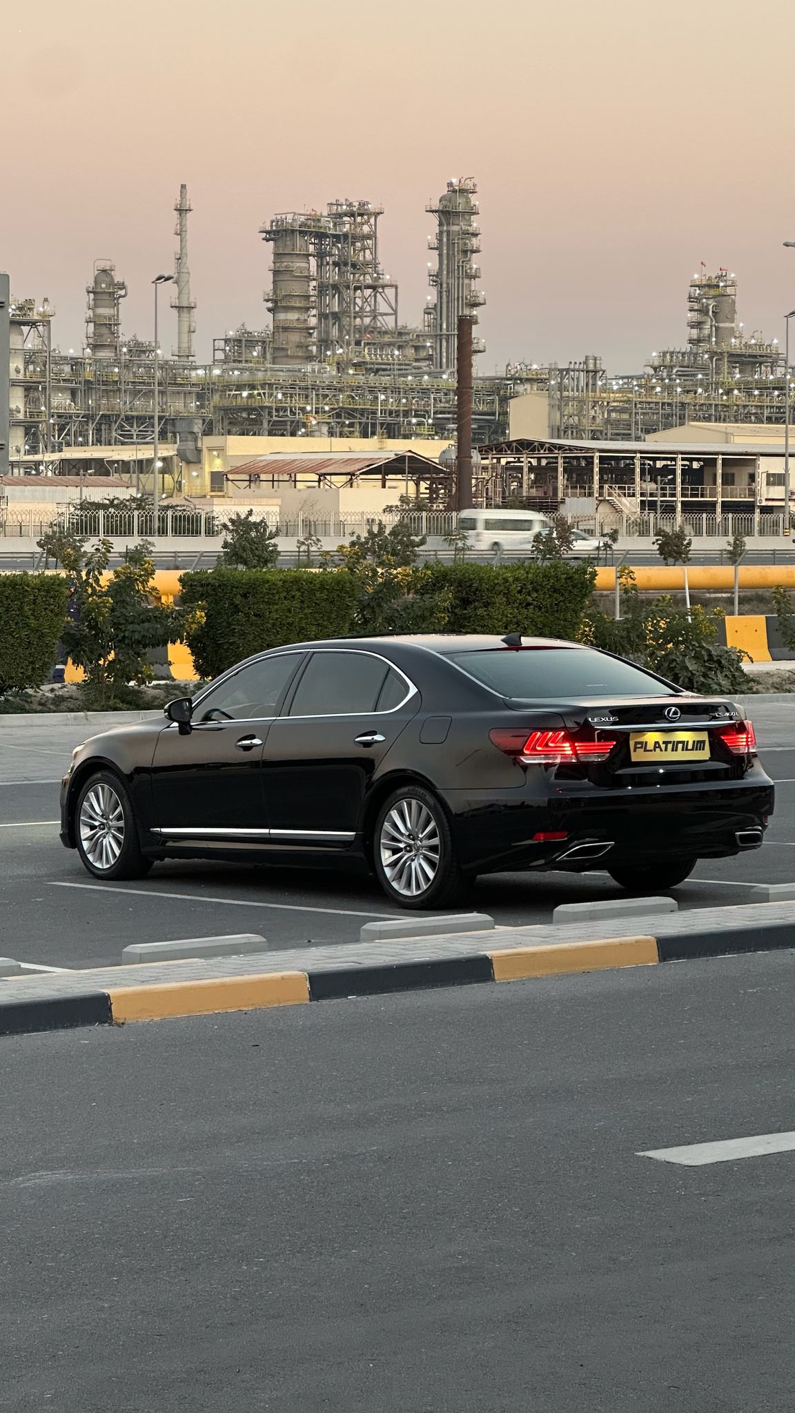 
								Lexus Ls460 L full									