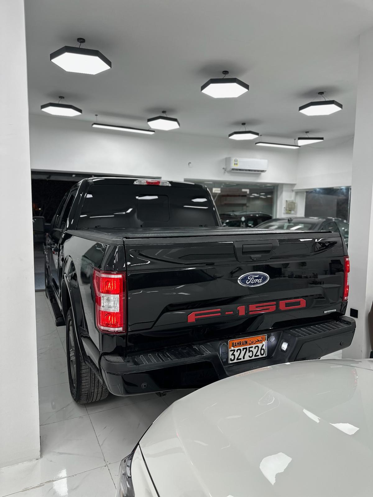 
								FORD F-150 full									
