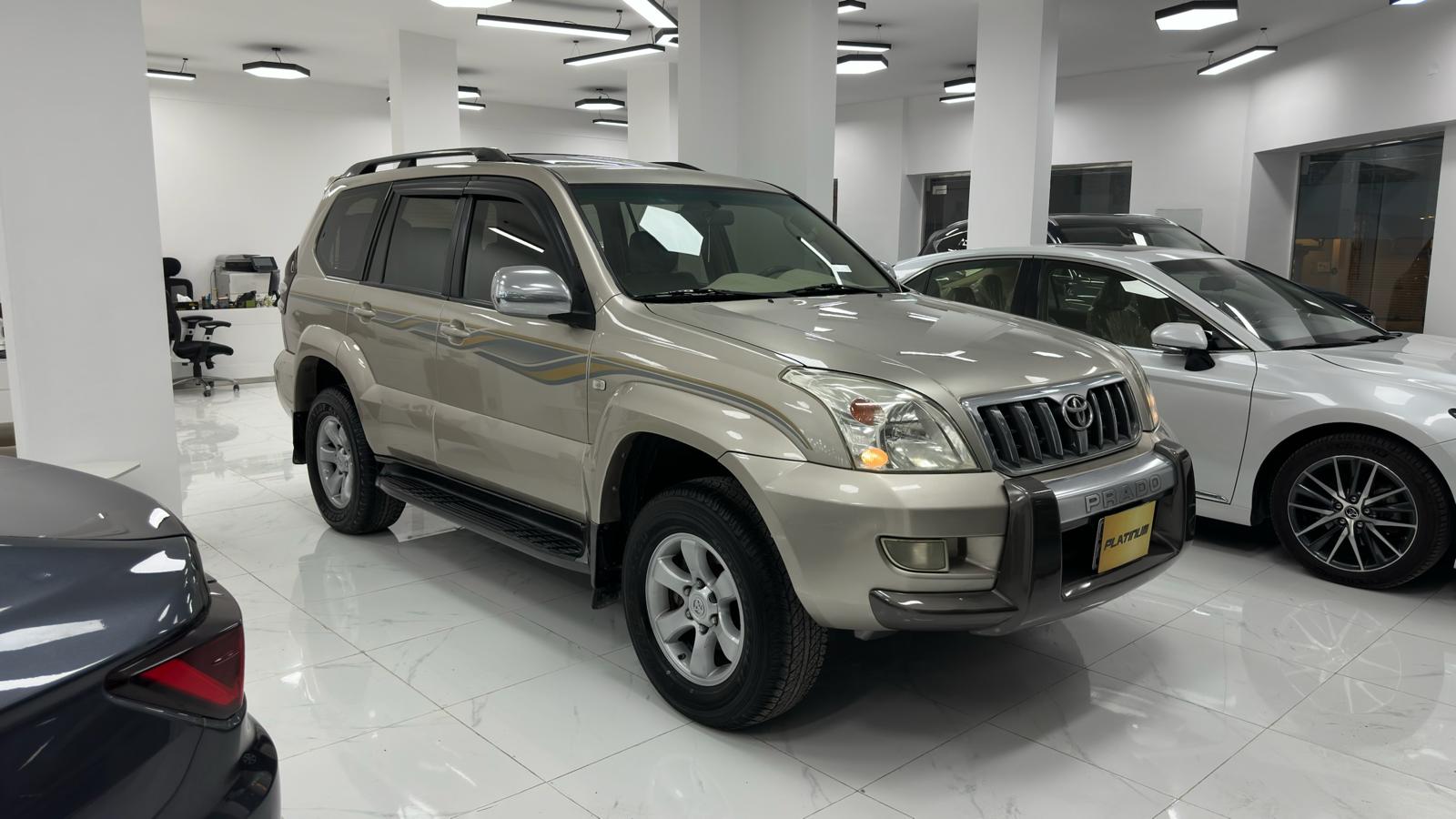
								Toyota Prado full									