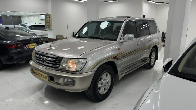 TOYOTA LAND CRUISER