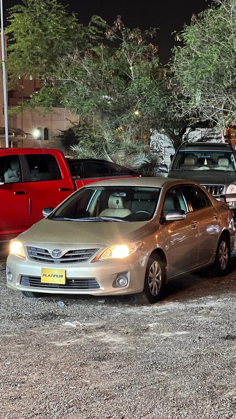 TOYOTA COROLLA