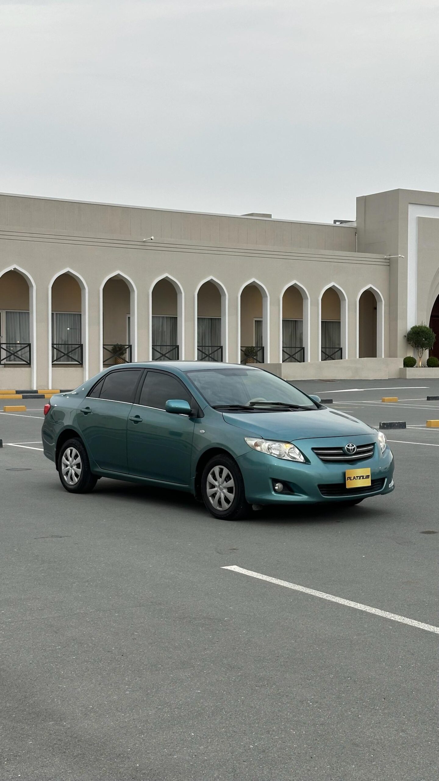 
								TOYOTA COROLLA full									