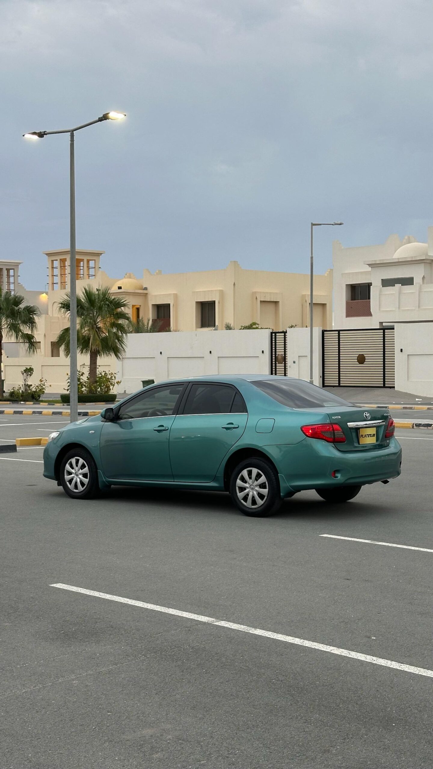 
								TOYOTA COROLLA full									