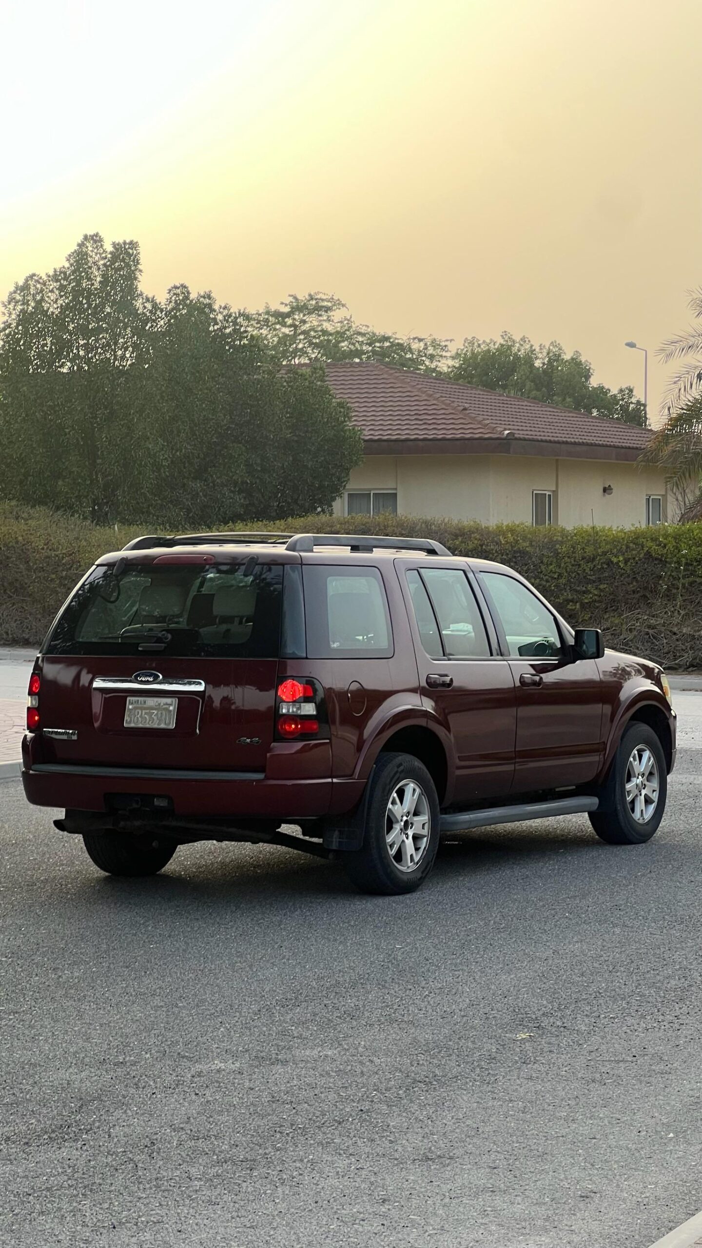 
								FORD EXPLORER full									