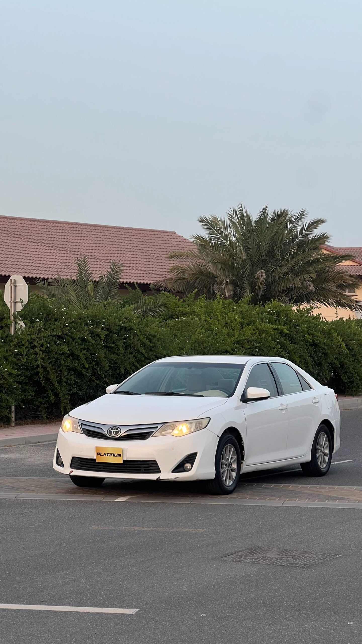 
								TOYOTA CAMRY full									