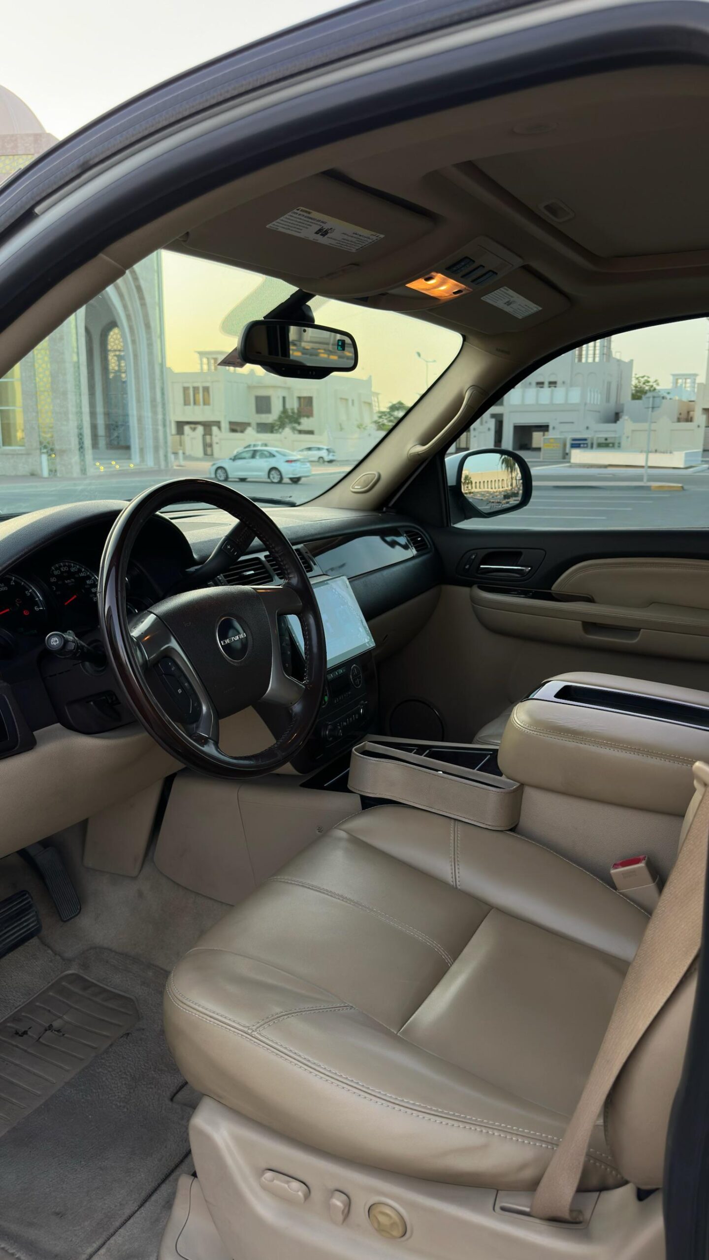 
								GMC DENALI full									