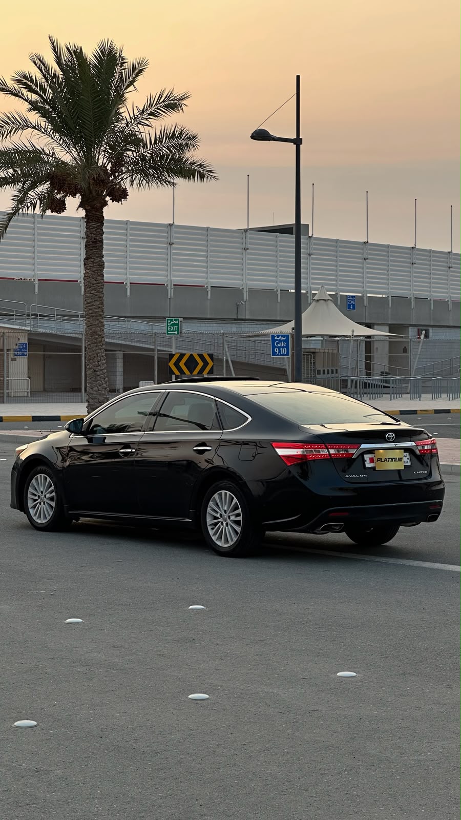 
								Toyota Avalon 2014 full									
