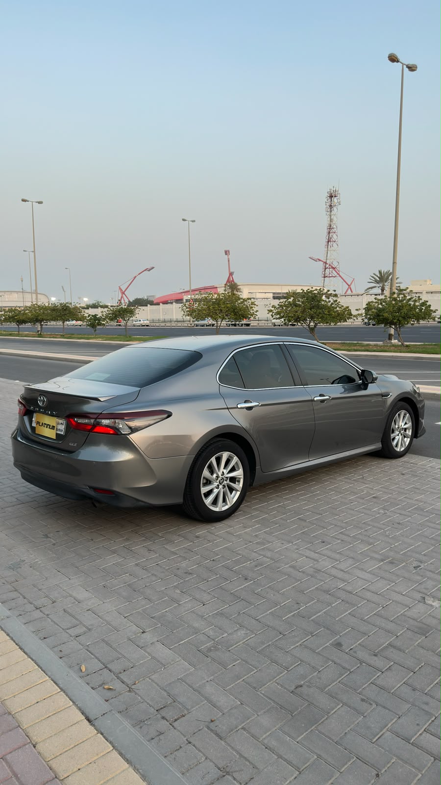 
								Toyota Camry 2023 full									