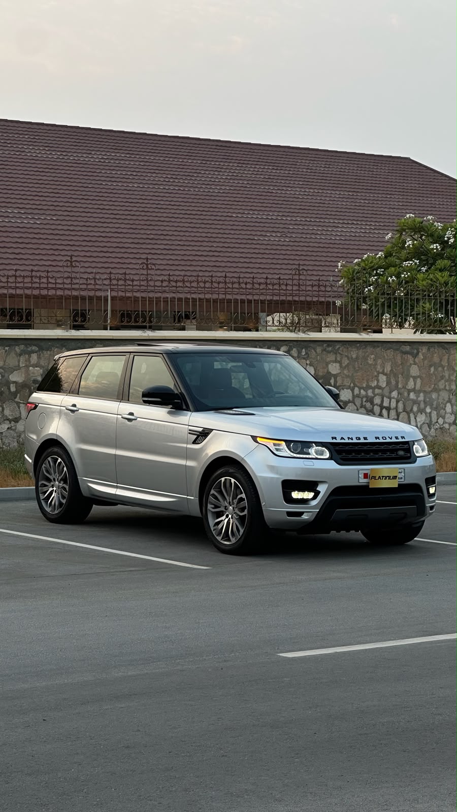 
								Range Rover Sport Supercharged 2016 full									