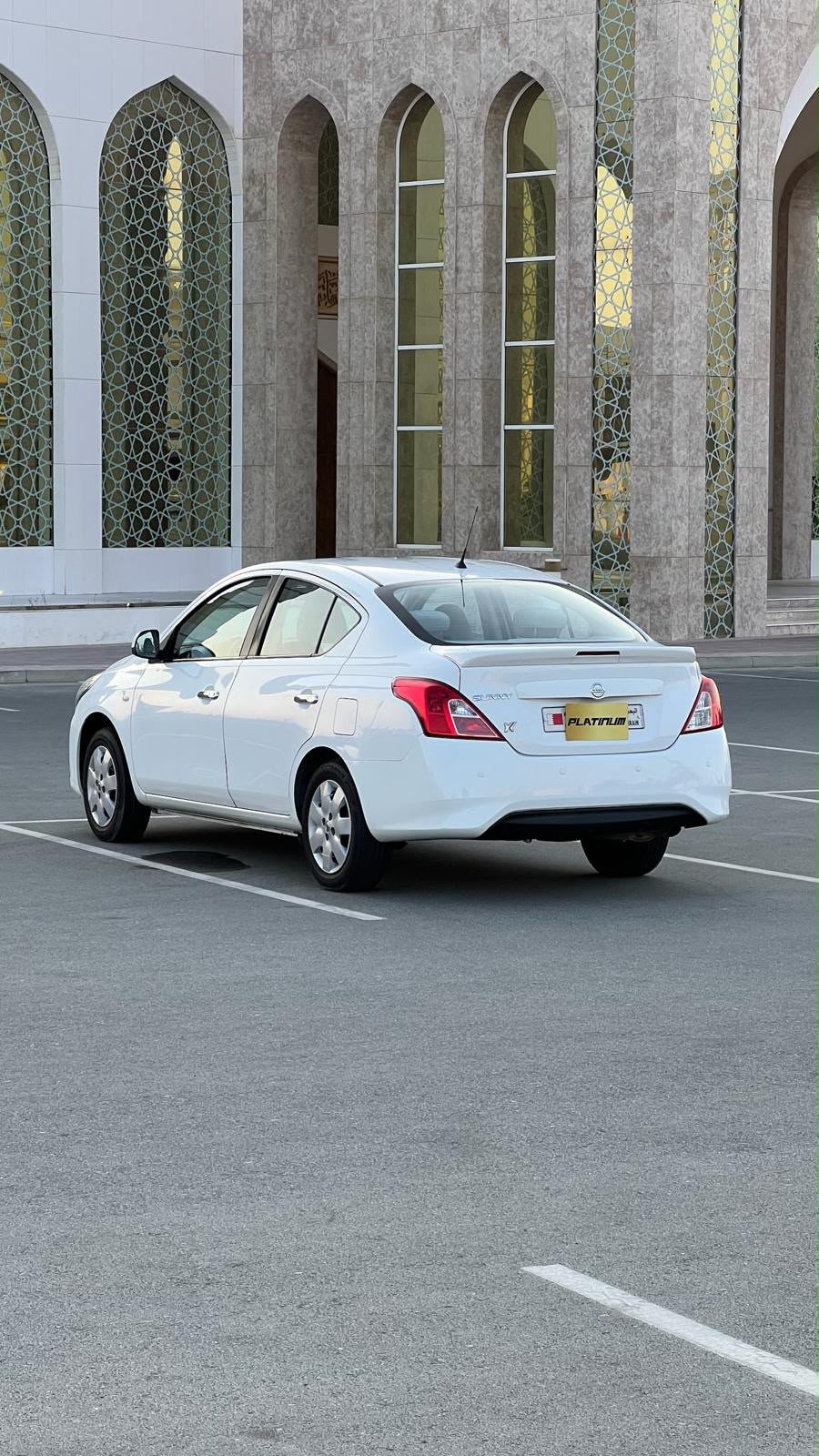 
								Nissan Sunny 2023 full									