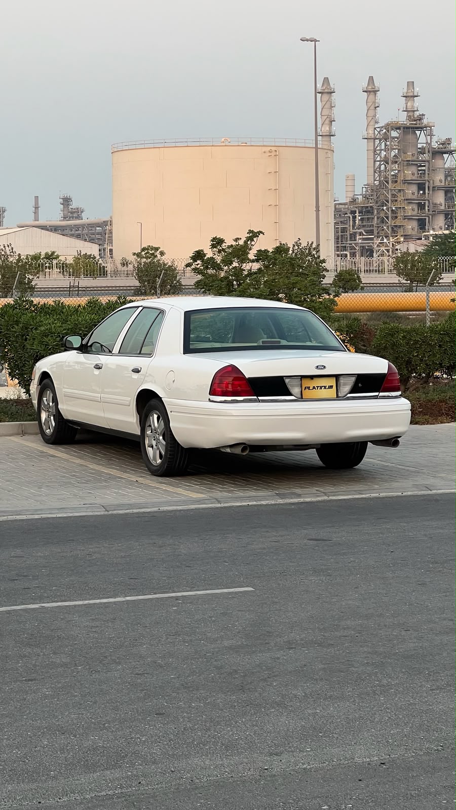 
								FORD CROWN VICTORIA full									
