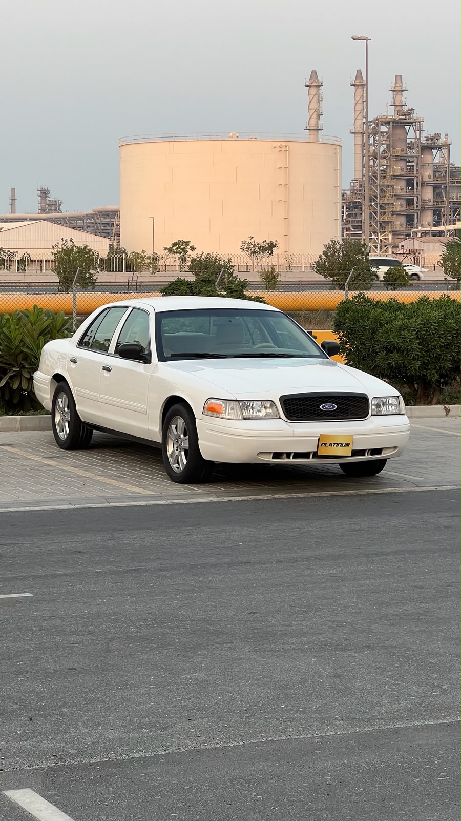 
								FORD CROWN VICTORIA full									