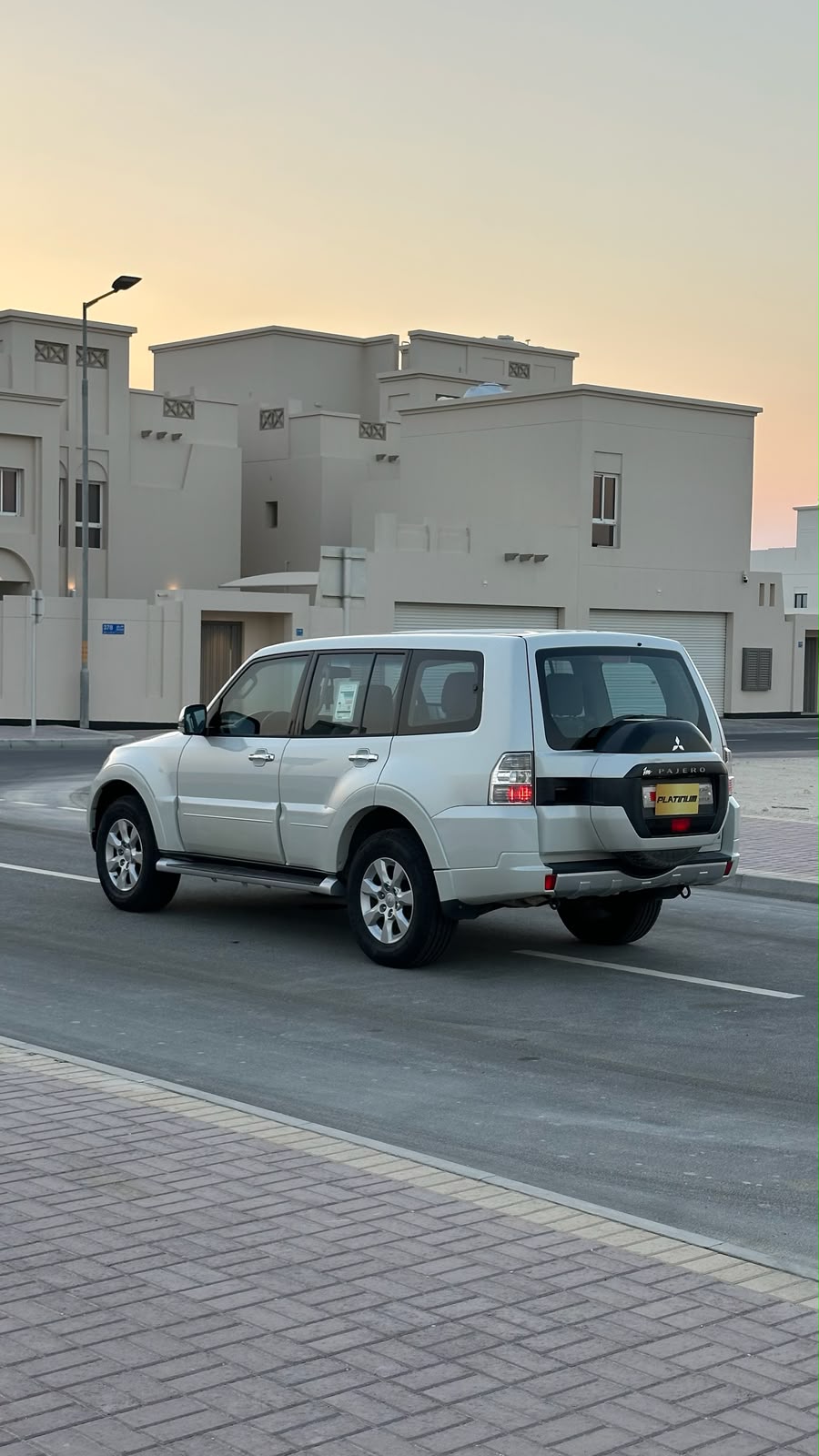 
								MITSUBISHI PAJERO  2020 full									