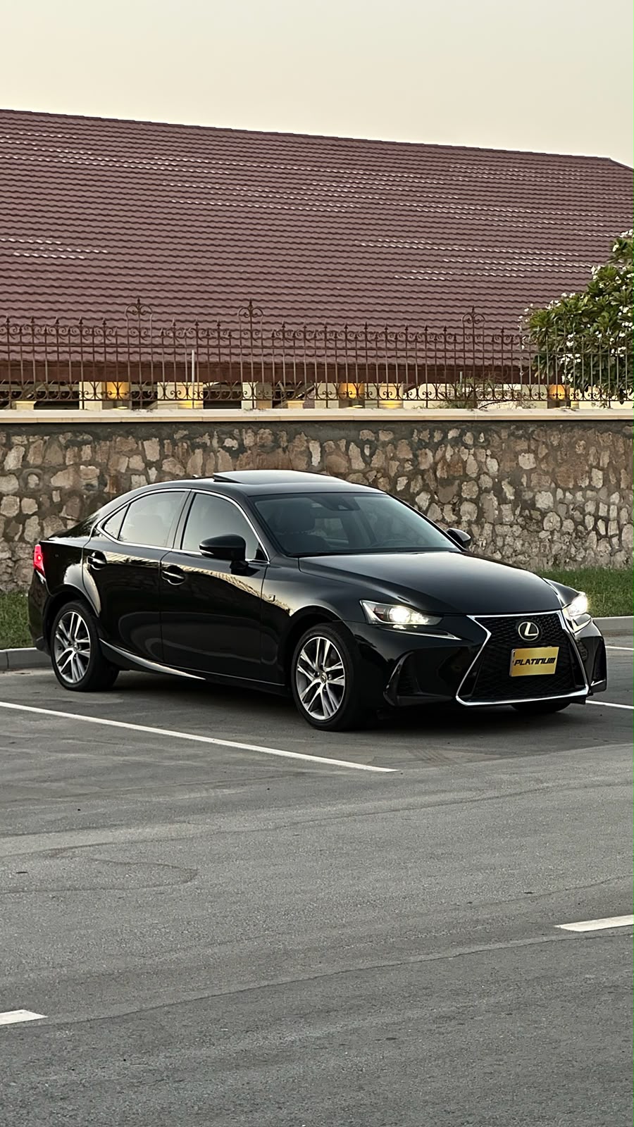 
								LEXUS IS 300 2019 full									