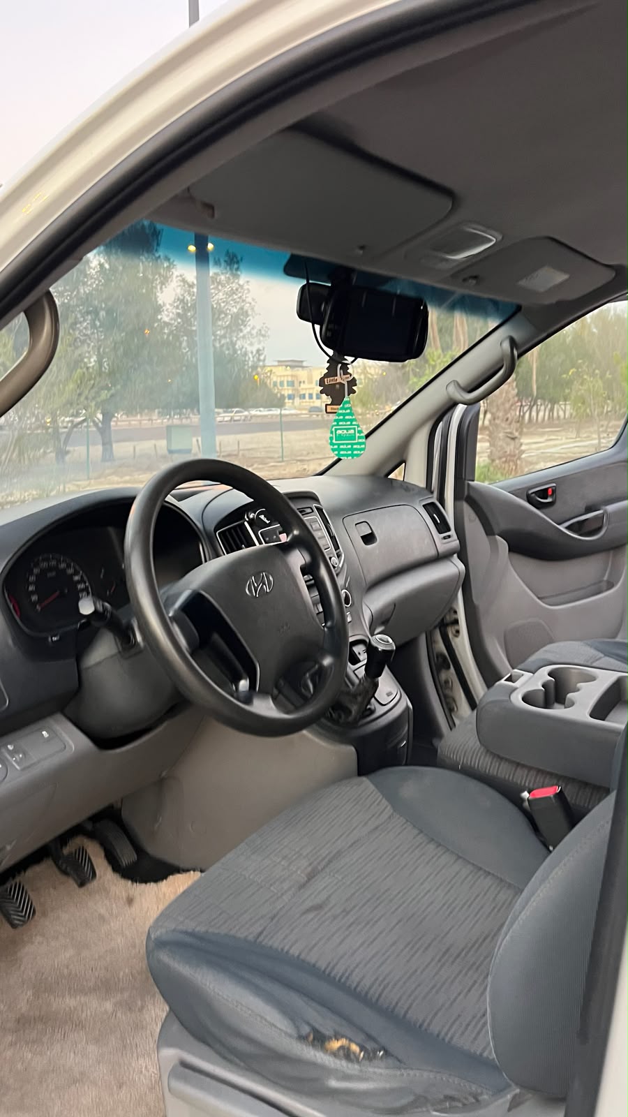 
								HYUNDAI H1 full									